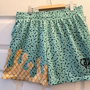 Mint Graphic Ice Cream Drip Baseball 101 Shorts